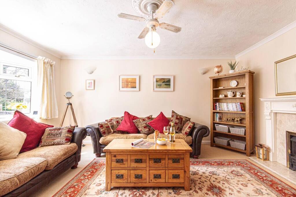 Tranquil 4 Bed Bungalow, Large Garden, Plenty Of Parking Carbis Bay Exterior photo