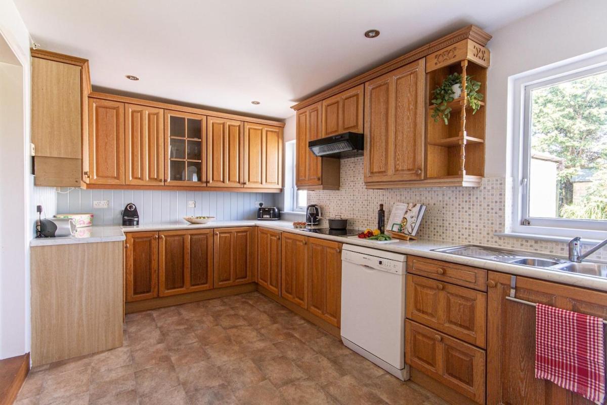 Tranquil 4 Bed Bungalow, Large Garden, Plenty Of Parking Carbis Bay Exterior photo